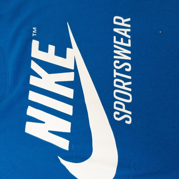 Nike - Men's Sportswear T Shirt Blue - Picture 4 of 4